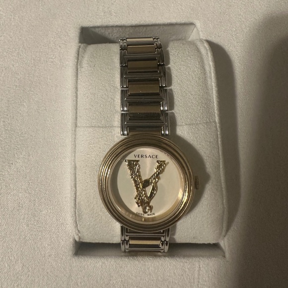 Gold and silver (band) Authentic Versace watch main image 5